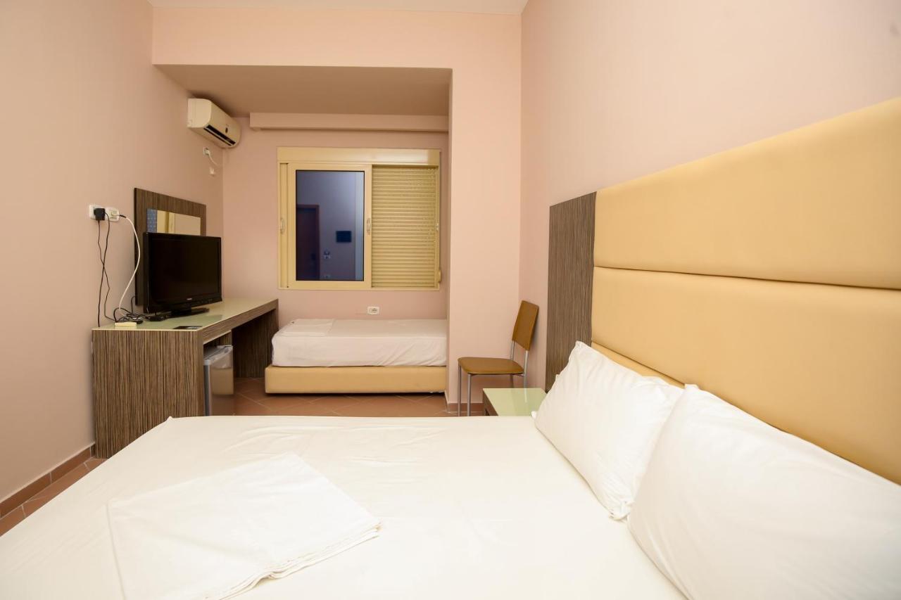 Hotel Aliko Влёра Экстерьер фото