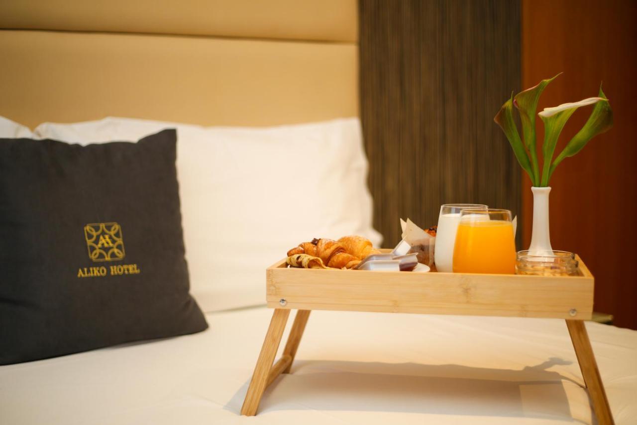 Hotel Aliko Влёра Экстерьер фото