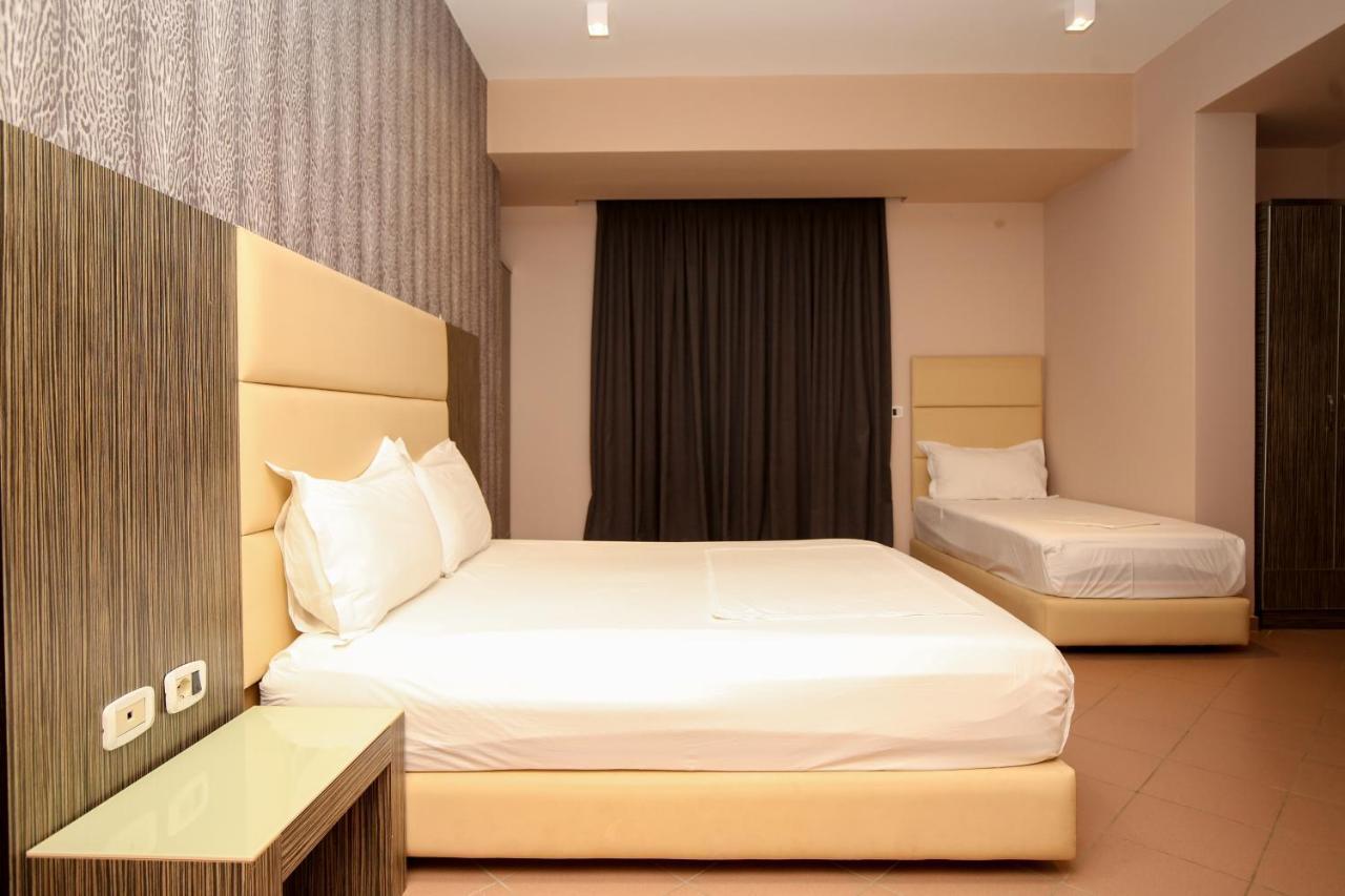 Hotel Aliko Влёра Экстерьер фото