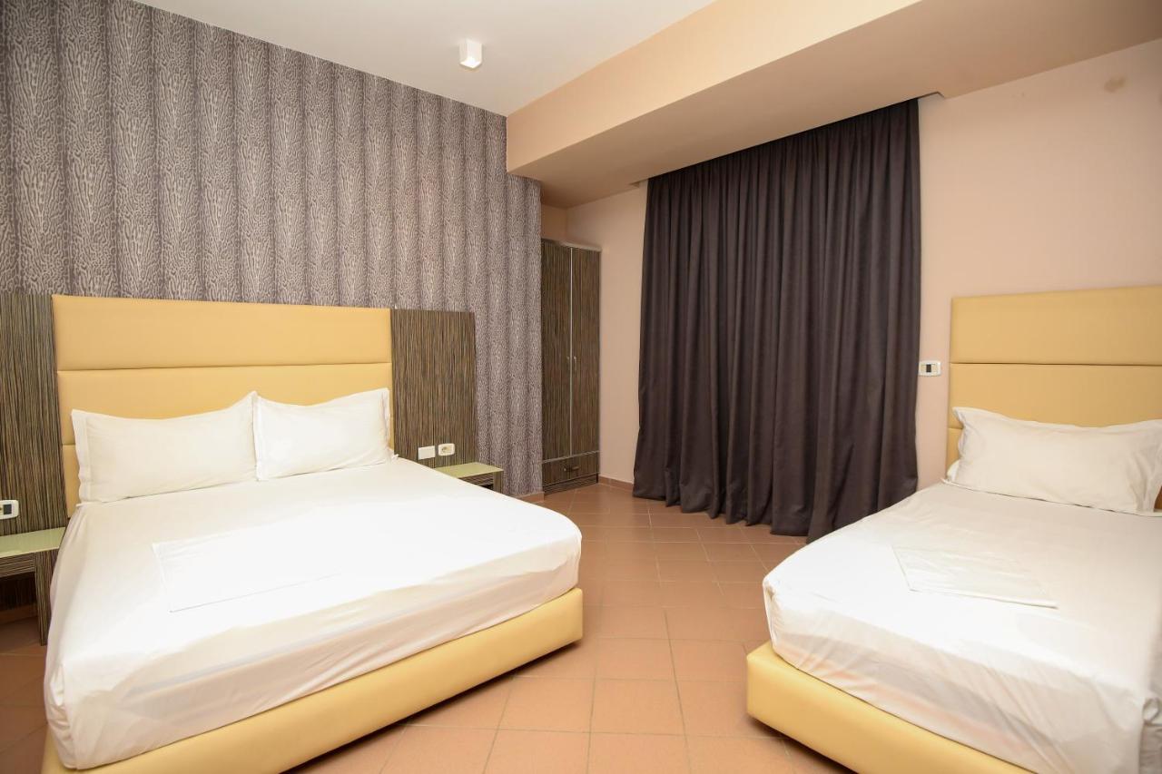 Hotel Aliko Влёра Экстерьер фото